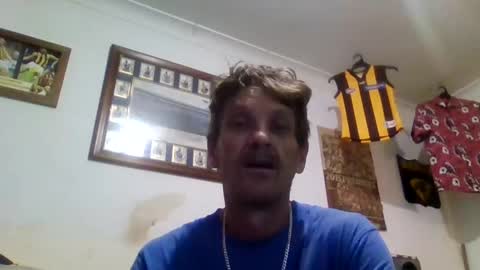 Sexiishaine online show from December 3, 7:42 am