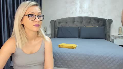 Sophie online show from January 25, 6:45 am