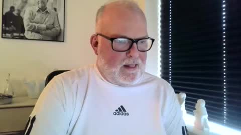 nicexxdane online show from May 3, 11:16 am