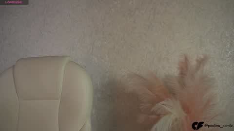 nichole__evans online show from December 3, 8:11 pm