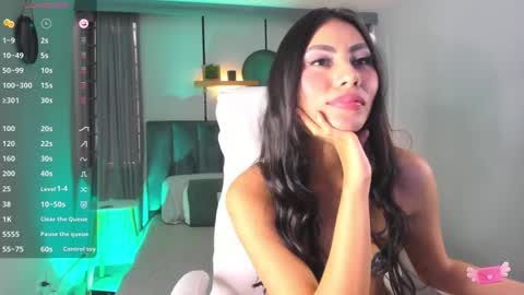 Snapshot of nichole_bree chatting on February 18, 2:27 pm Nichole online show from February 18, 2:27 pm