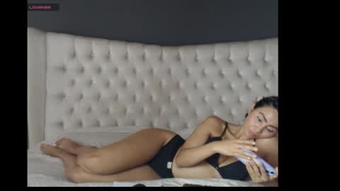 Snapshot of nichole_bree chatting on September 10, 1:34 pm Nichole online show from September 10, 1:34 pm