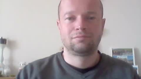 nick1990b online show from March 28, 1:45 pm