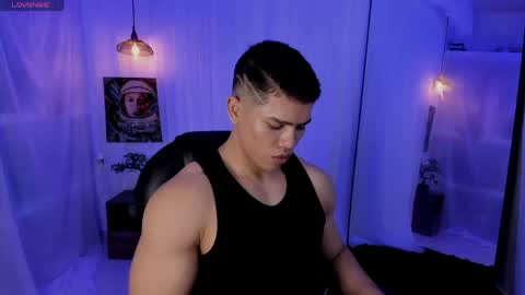 nick fenix online show from May 31, 3:05 am