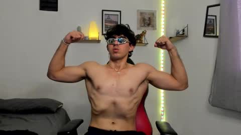 nick_nova online show from February 26, 5:53 pm