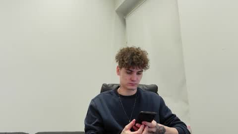 NICK PHILLIP online show from November 15, 1:56 pm