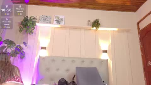 Your baby Nicol  online show from September 11, 1:34 pm