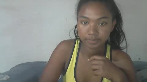 nickiqqyuu online show from May 20, 7:05 am