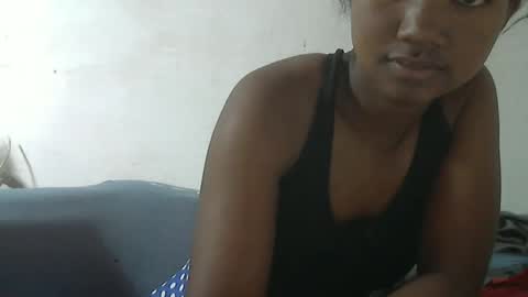 nickiqqyuu online show from May 16, 11:47 pm