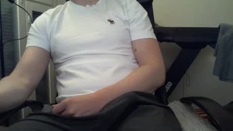 Snapshot of nicklan90 chatting on December 7, 8:55 pm nicklan90 online show from December 7, 8:55 pm