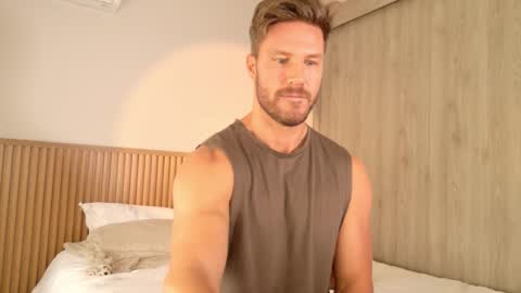 nickriverzxo online show from October 25, 1:11 pm