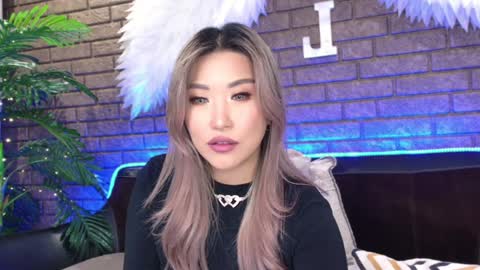 Snapshot of nicky_owl chatting on January 26, 2:19 pm Today is my 41st birthday And in 2 hours Im waiting for you on the stream Stock up on tokens and a good mood Nicky online show from January 26, 2:19 pm
