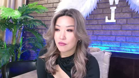 Snapshot of nicky_owl chatting on February 7, 3:52 pm Today is my 41st birthday And in 2 hours Im waiting for you on the stream Stock up on tokens and a good mood Nicky online show from February 7, 3:52 pm