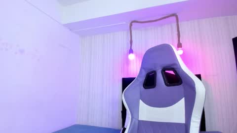 nicky_pop online show from October 29, 7:14 pm