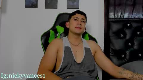 nicky online show from March 30, 7:58 pm