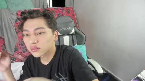 Nico  online show from May 17, 2:43 am