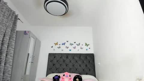 Nicole online show from November 5, 4:36 am