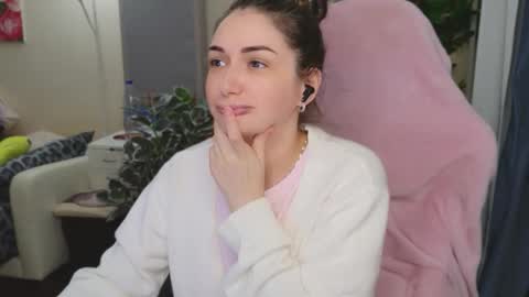 Snapshot of nicol_angel888 chatting on September 18, 1:26 pm Nicole Online at about after 1000 6 UK time or 900 - 500 UK time it approximate time interval online show from September 18, 1:26 pm