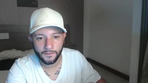 nicolas_ferrer25 online show from September 17, 4:05 am