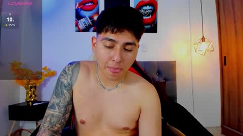 nicolas_james_sc online show from November 18, 4:10 pm