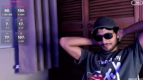 nicolasrodrii online show from October 23, 11:05 pm