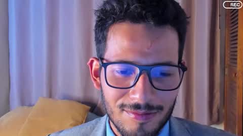 nicolasrodrii online show from January 18, 12:41 am