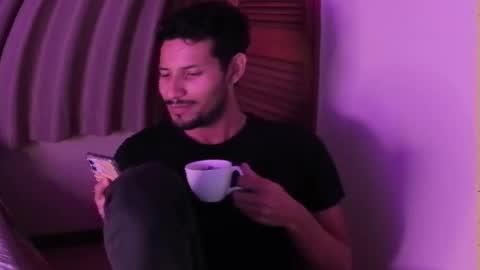 nicolasrodrii online show from February 26, 1:09 am