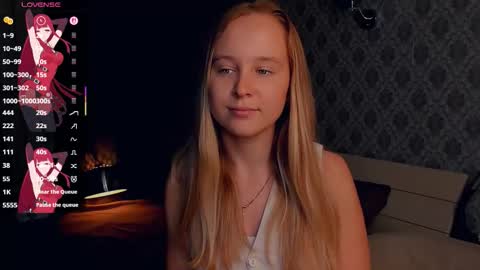 Nicoletta online show from September 18, 5:50 pm