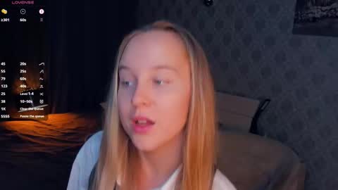 Nicoletta online show from September 24, 6:03 pm