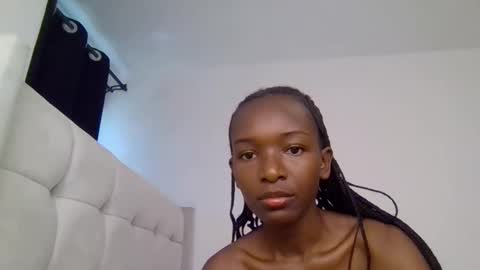 nicole161117 online show from February 4, 8:40 am