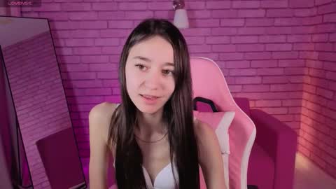 Nicole online show from March 10, 7:56 am