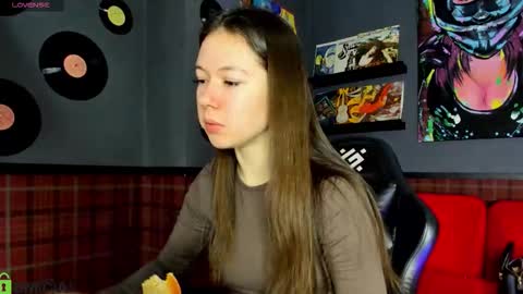 GMT7TueWedThSu 0300am-0900am. Sa 1000am-0400pm online show from January 13, 11:56 pm