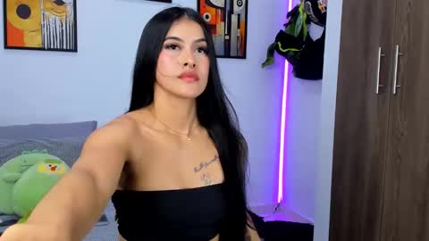 Snapshot of nicole_duran3095 chatting on February 28, 7:37 am Nick online show from February 28, 7:37 am