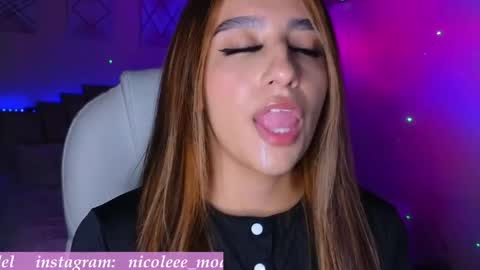 Nicole online show from May 21, 12:39 am