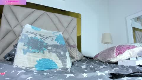 nicole_grace0 online show from March 5, 12:11 pm