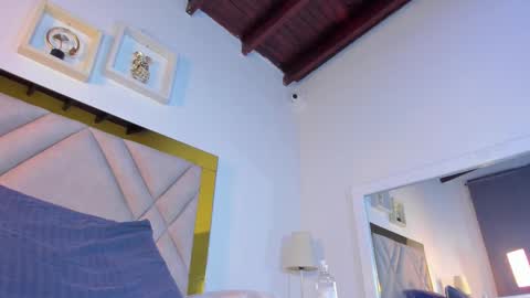 nicole_grace0 online show from October 10, 12:33 pm