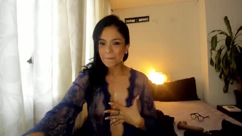 Nicole online show from December 27, 8:18 pm