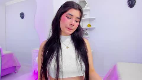 Snapshot of nicoledallas_ chatting on February 27, 2:00 pm N I C O L E online show from February 27, 2:00 pm
