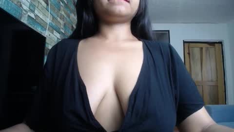 Nicole online show from February 17, 5:23 pm