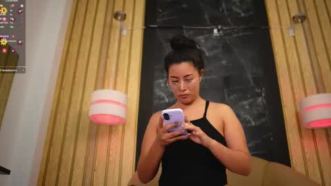 Nicol Flores  GMT-5 1530-2200  online show from February 19, 4:28 pm