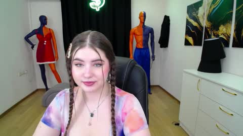 nicolefoxery online show from January 27, 6:20 pm