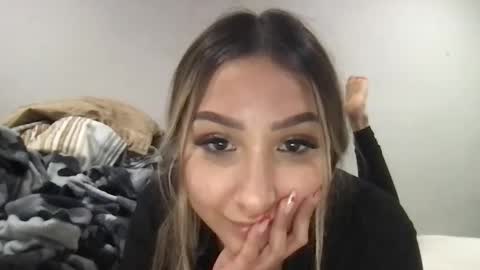 nicolelovesyou444 online show from February 12, 4:01 am