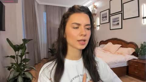 Dua Lipa online show from October 24, 1:34 pm