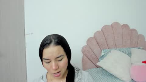 nicole santana online show from October 17, 9:19 pm