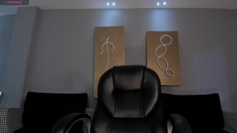 Nicole Sanz online show from September 18, 9:57 am