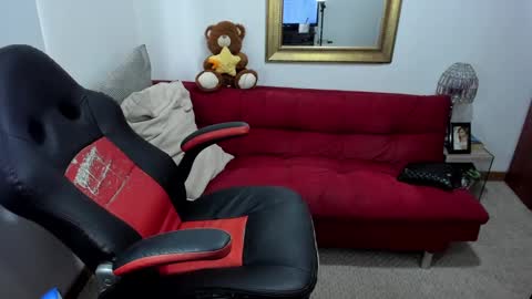 Nicolettcolin  online show from February 25, 4:57 pm