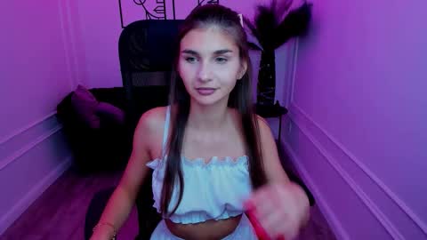 nicolewerti online show from September 18, 5:22 am
