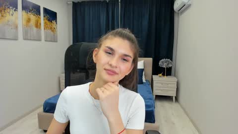 nicolewerti online show from January 11, 2:47 pm