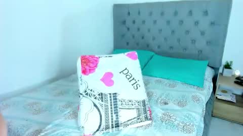  ELIZABETH  online show from February 23, 4:31 pm