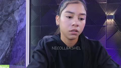 Nicoll  Independent model online show from January 23, 7:11 am